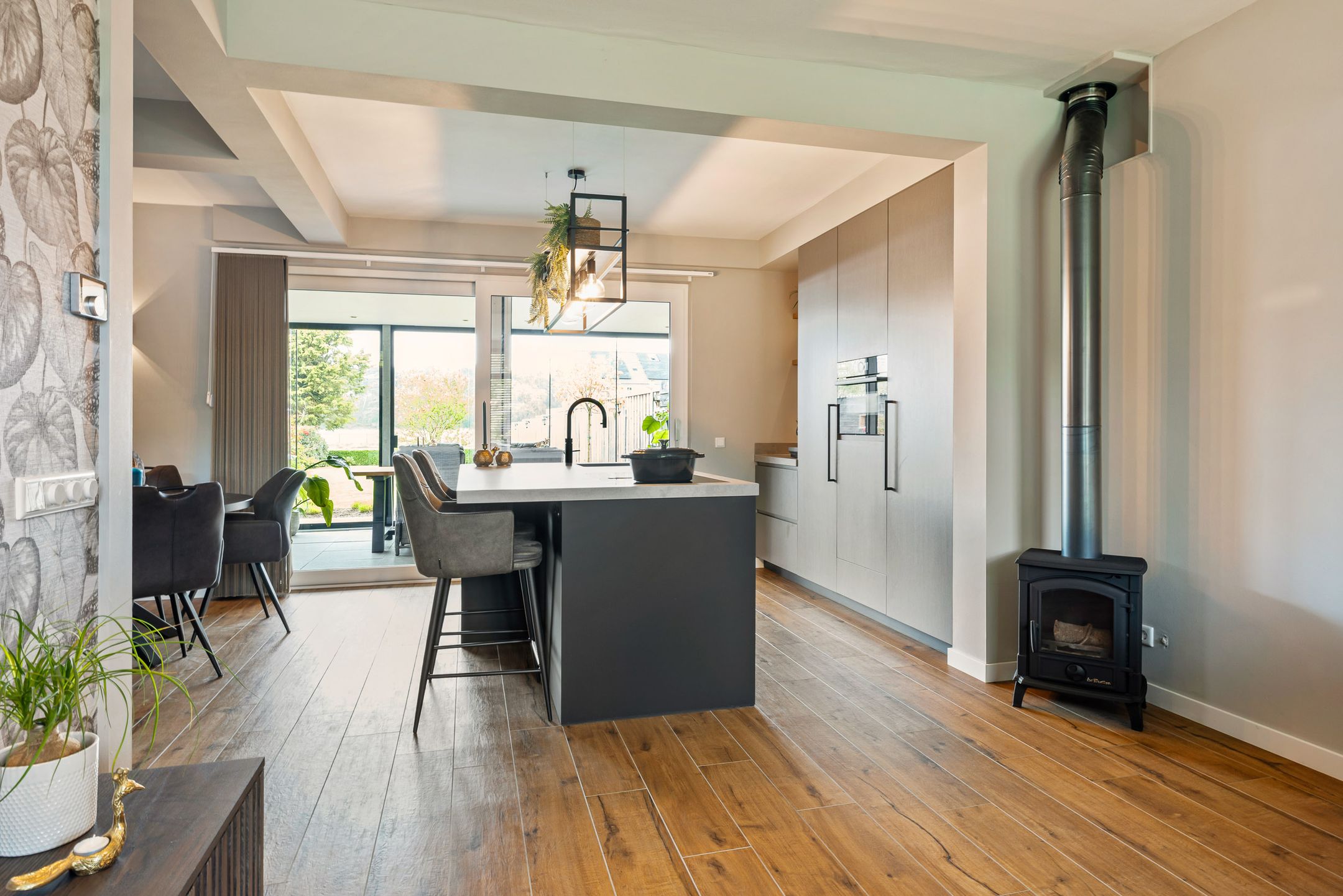 Photo 6 of Dorpsstraat 37