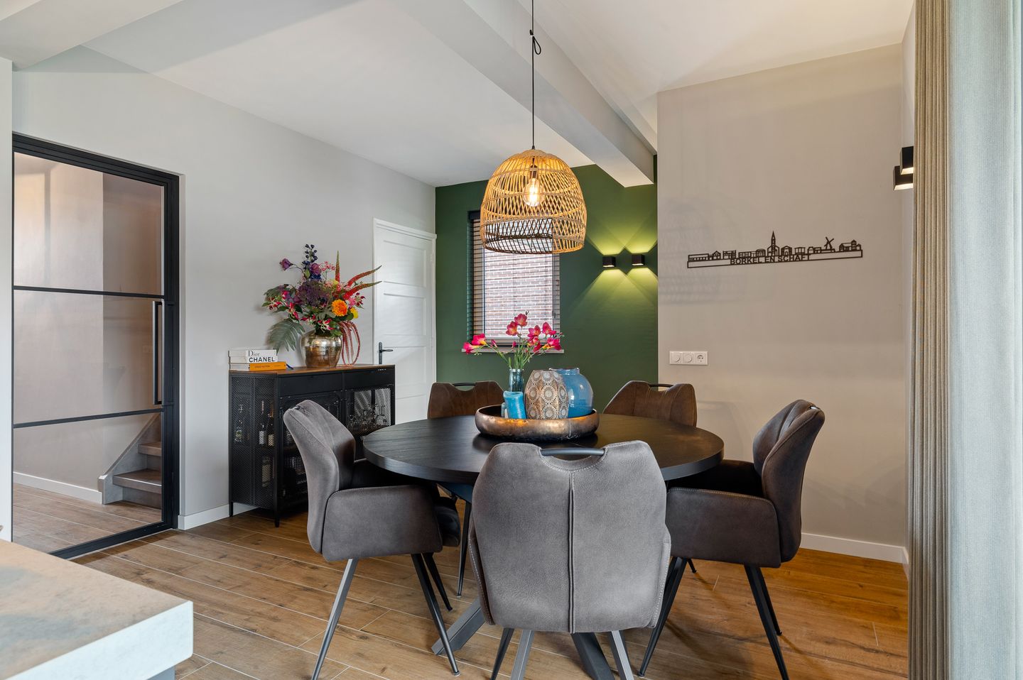 Photo 10 of Dorpsstraat 37