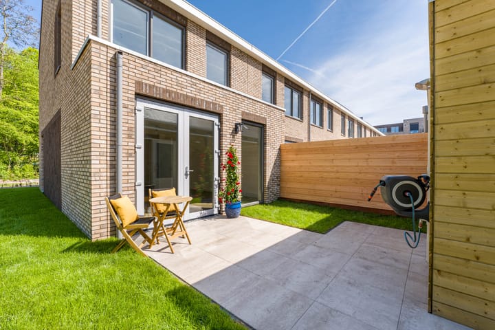 Photo 37 of Hiltlaan 2