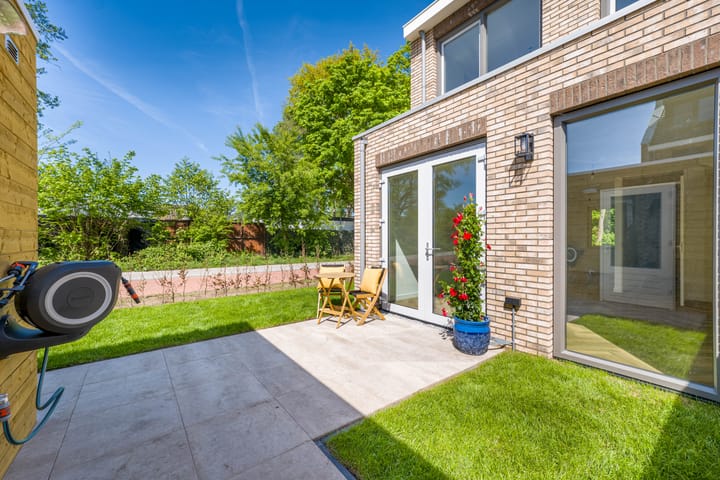 Photo 38 of Hiltlaan 2