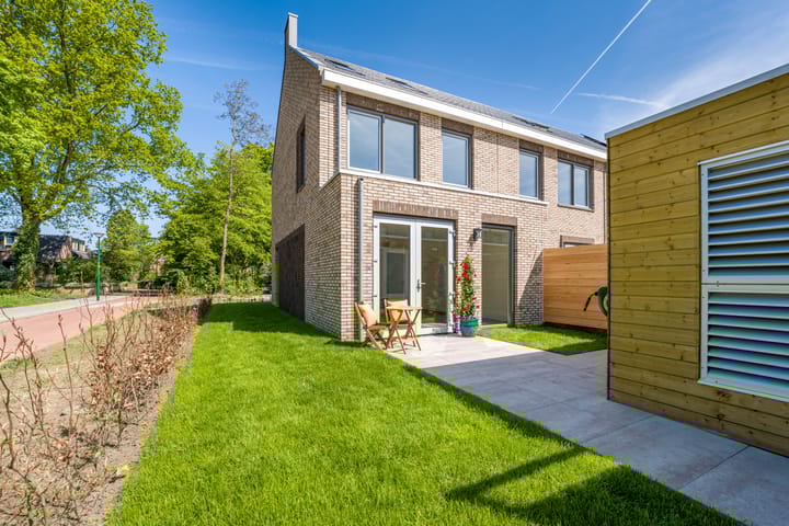 Photo 39 of Hiltlaan 2