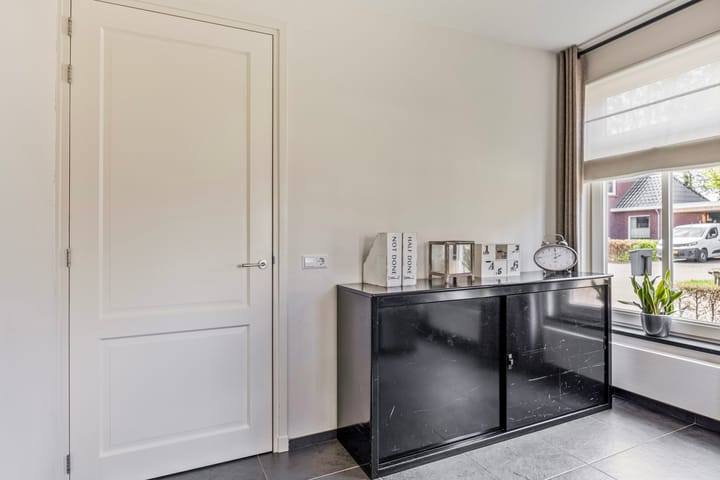 Foto 11 van Den Eik 16