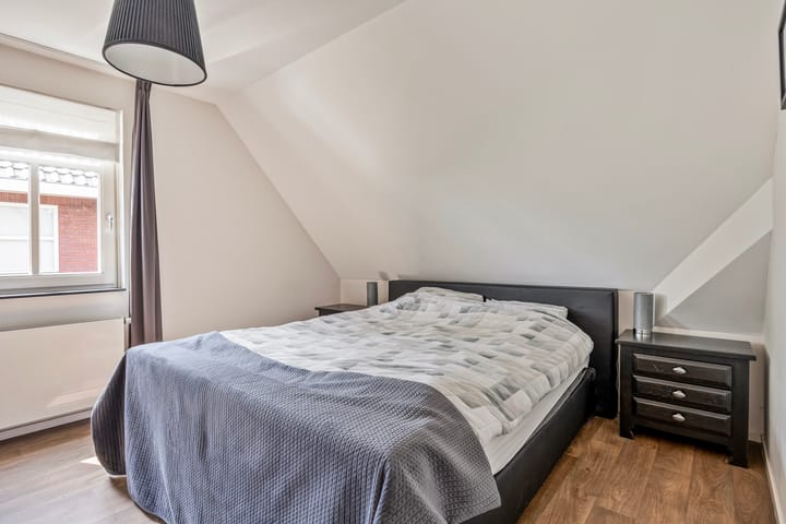 Foto 27 van Den Eik 16