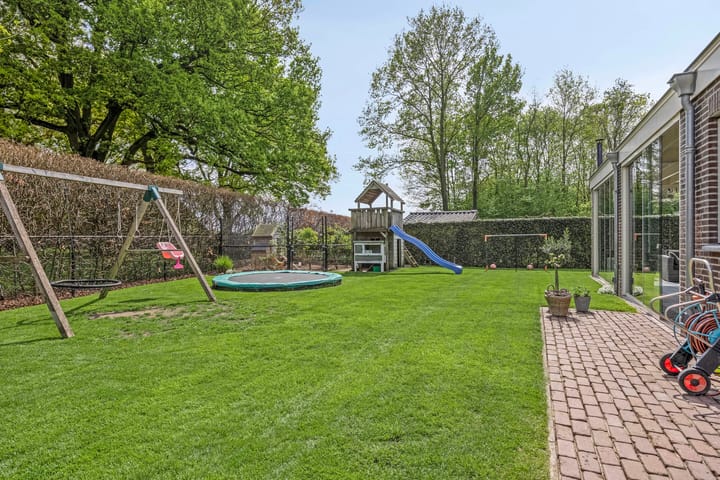 Foto 40 van Den Eik 16