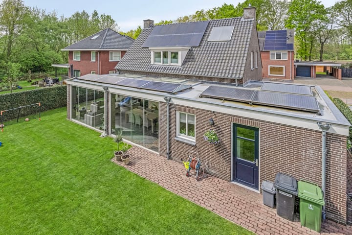 Foto 44 van Den Eik 16