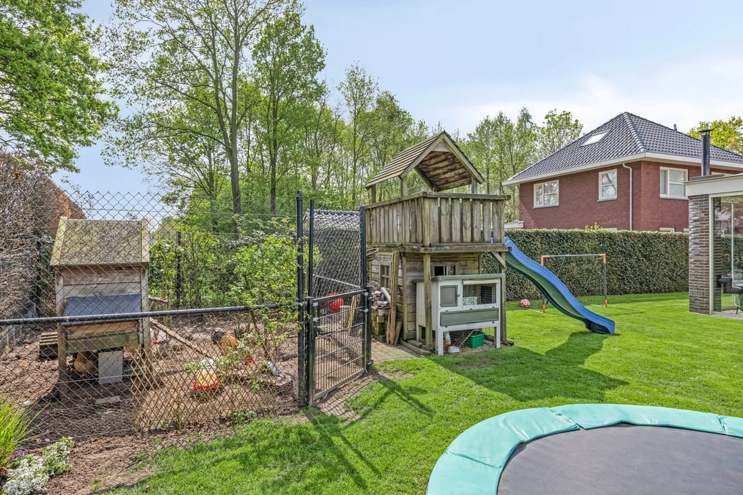 Foto 47 van Den Eik 16