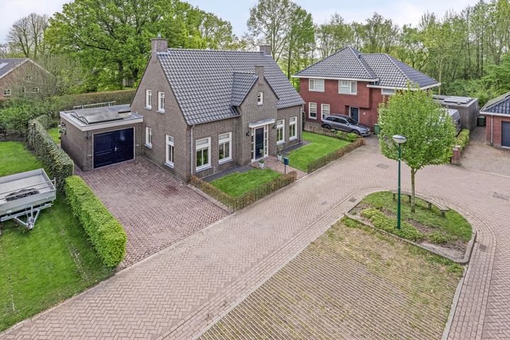 Foto 49 van Den Eik 16