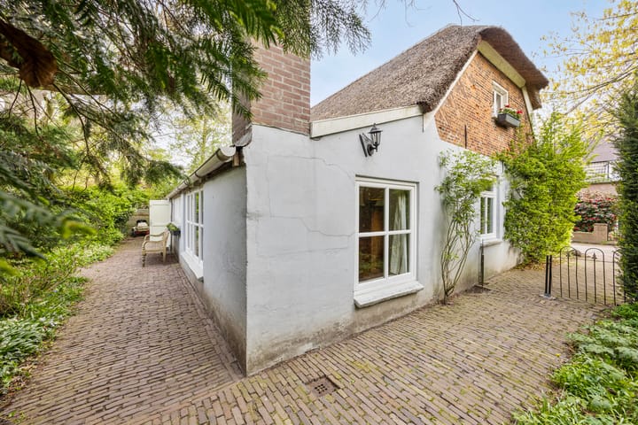 Foto 33 van Pastoriestraat 4