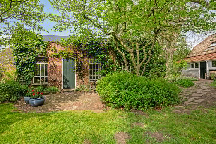 Foto 38 van Pastoriestraat 4