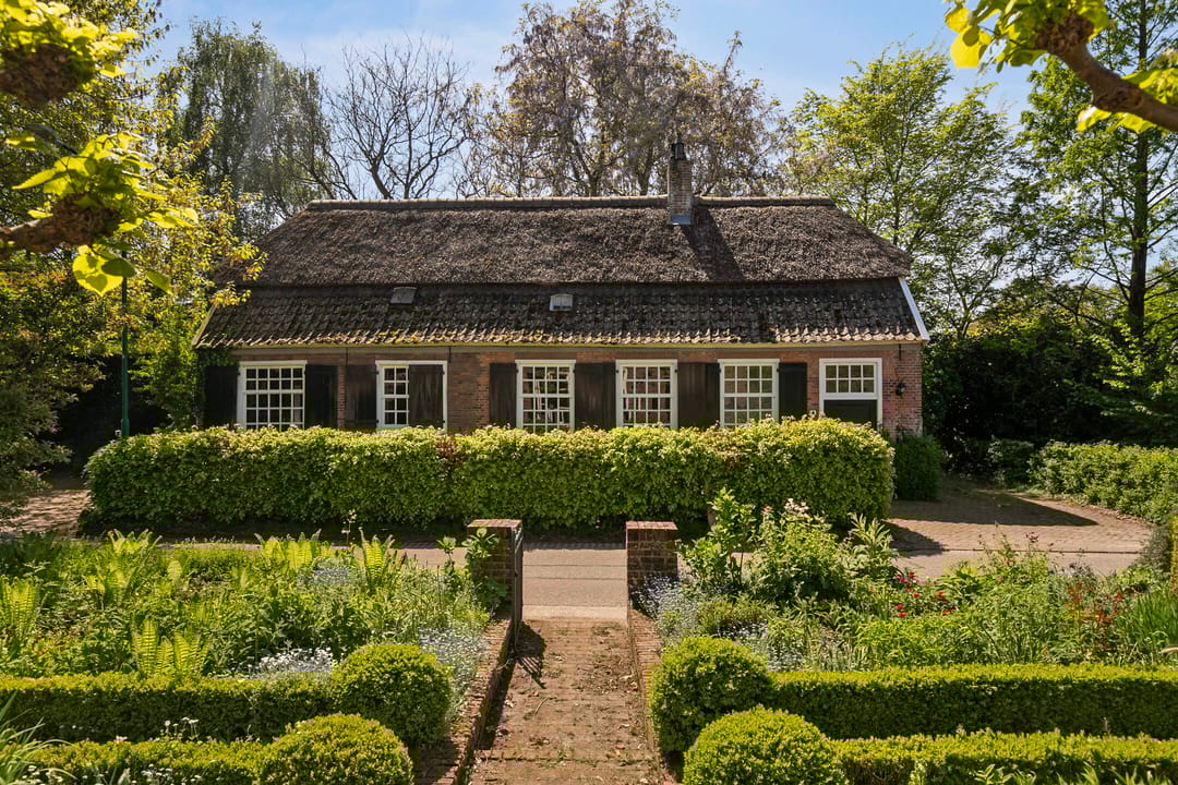 Photo 53 of Pastoriestraat 4