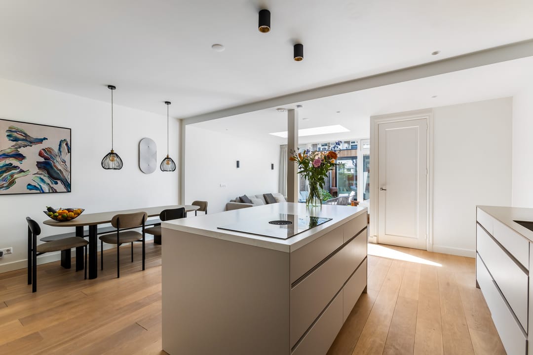 Foto 8 van Curaçaostraat 107-H