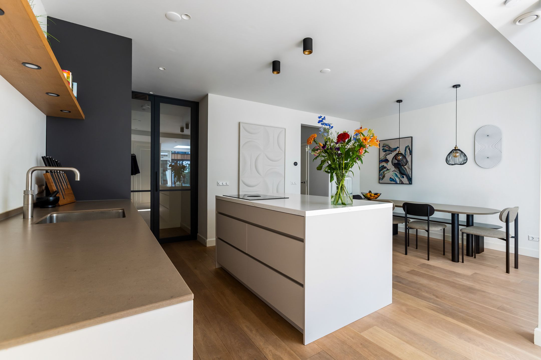 Foto 9 van Curaçaostraat 107-H