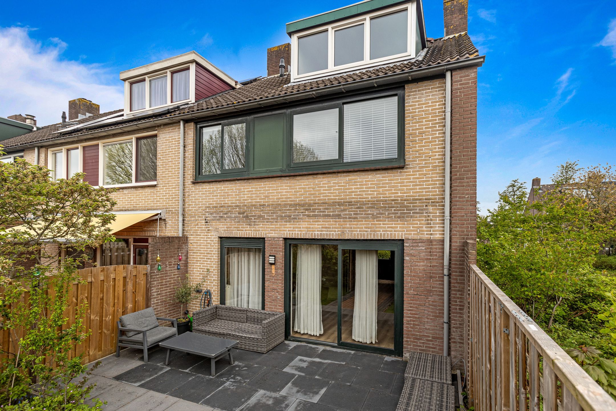 Foto 45 van Domela Nieuwenhuisstraat 12