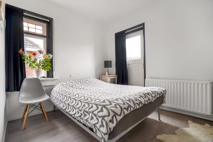 Foto 43 van Deurningerstraat 301