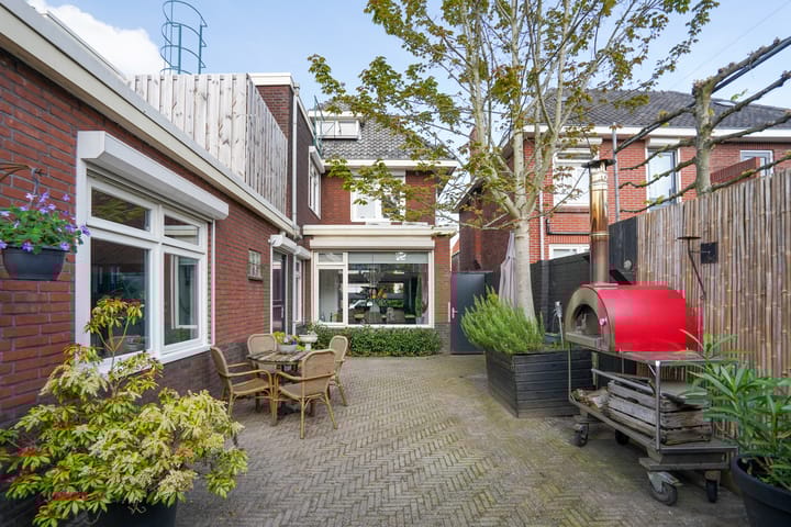 Foto 50 van Deurningerstraat 301