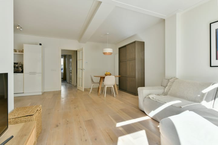 Foto 4 van Van Spilbergenstraat 30-H