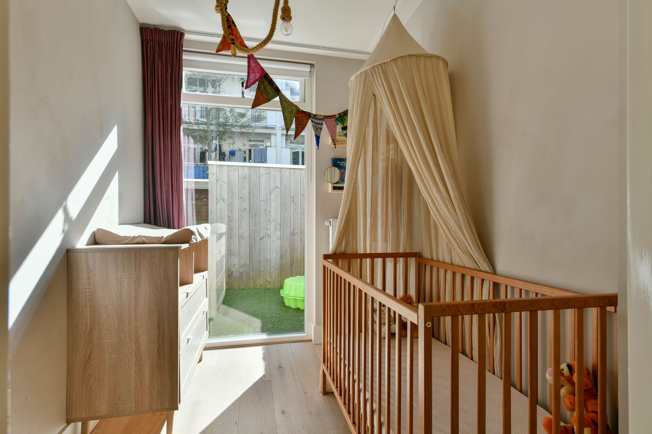 Foto 12 van Van Spilbergenstraat 30-H