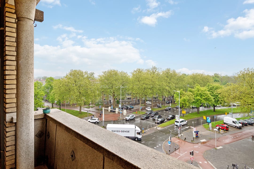 Photo 13 of Adriaen van Ostadelaan 155-4