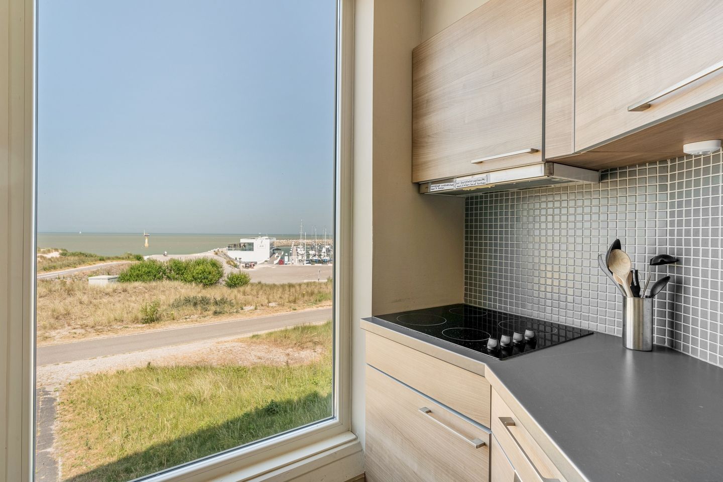 Foto 20 van Kanaalweg 1