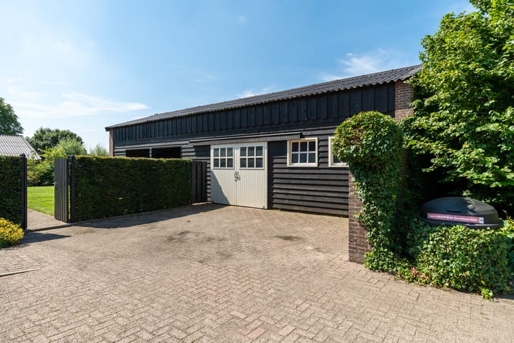 Photo 47 of Crommentuijnstraat 51