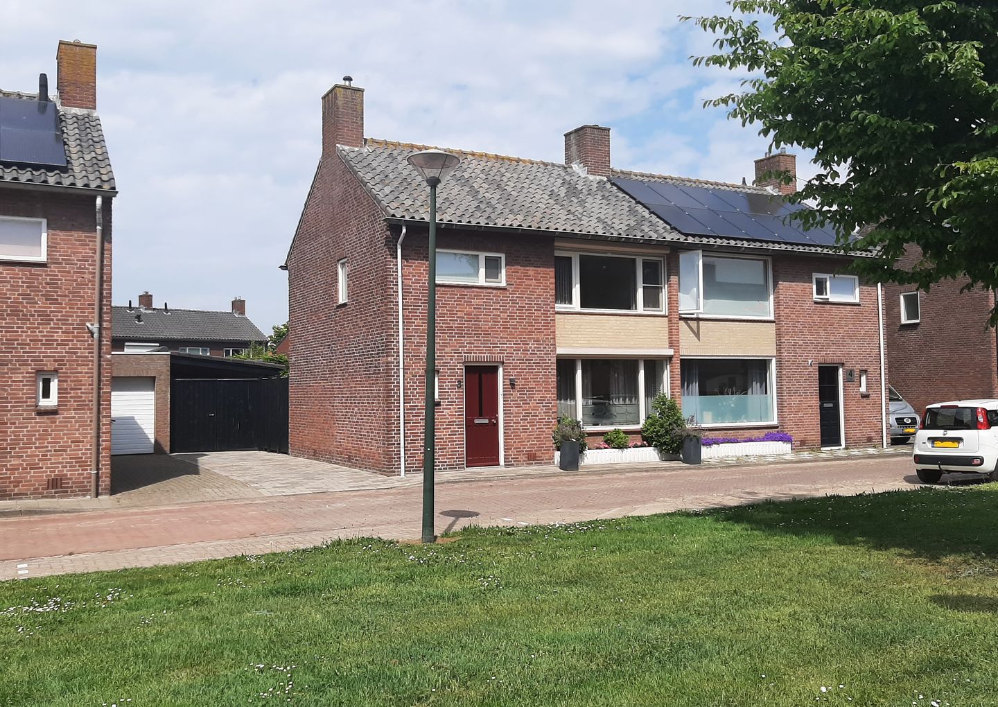 Foto 1 van Hof van Spinoet 3