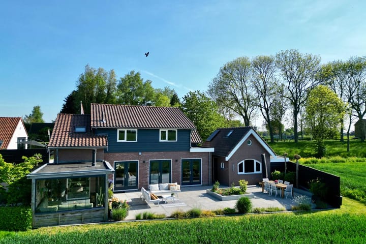 Foto 2 van Middelsluissedijk WZ 20