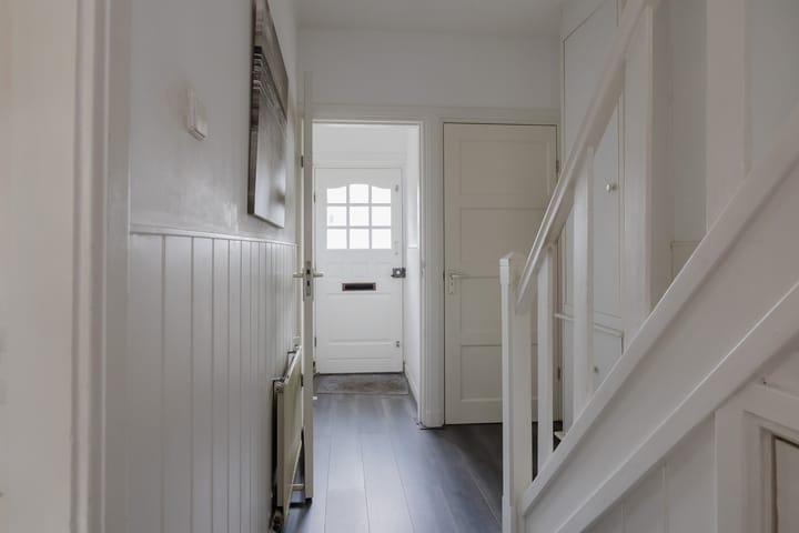 Foto 6 van Middenweg 54