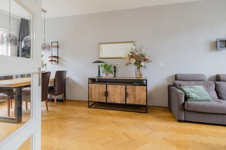 Foto 8 van Middenweg 54