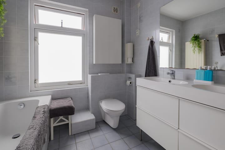 Foto 17 van Middenweg 54