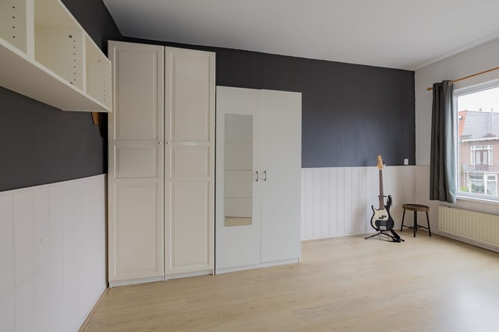 Foto 28 van Middenweg 54