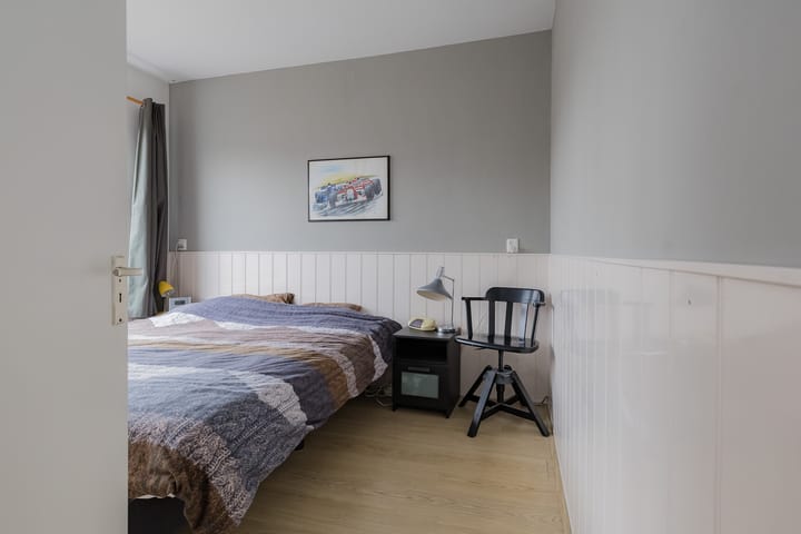 Foto 31 van Middenweg 54