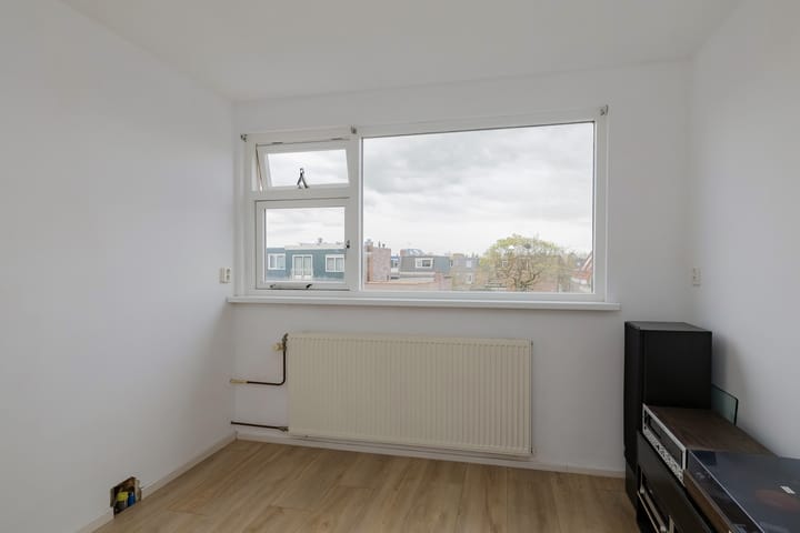 Foto 47 van Middenweg 54