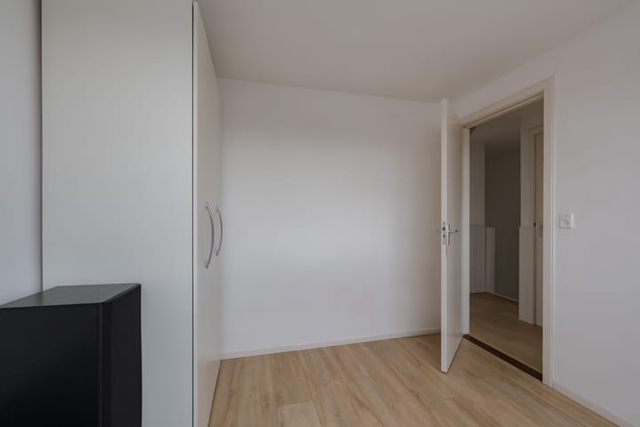 Foto 50 van Middenweg 54