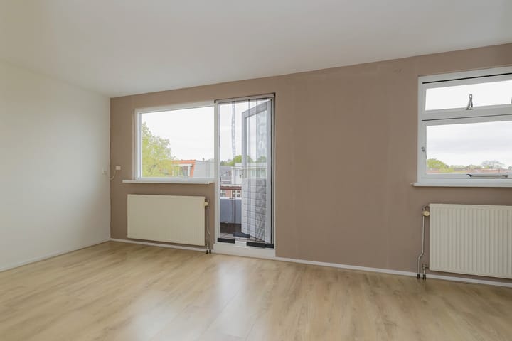 Foto 54 van Middenweg 54