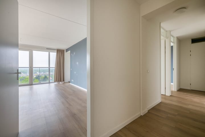 Foto 16 van Meerring 187