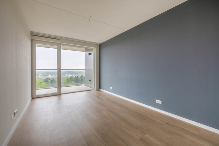 Foto 25 van Meerring 187