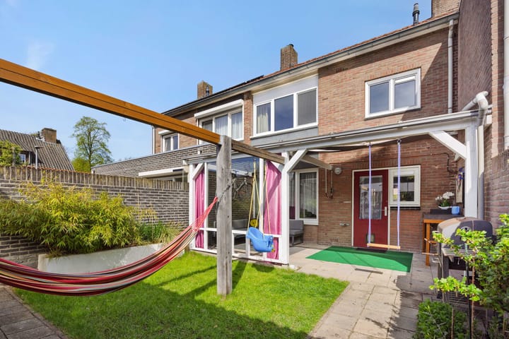 Foto 24 van Brahmsstraat 6