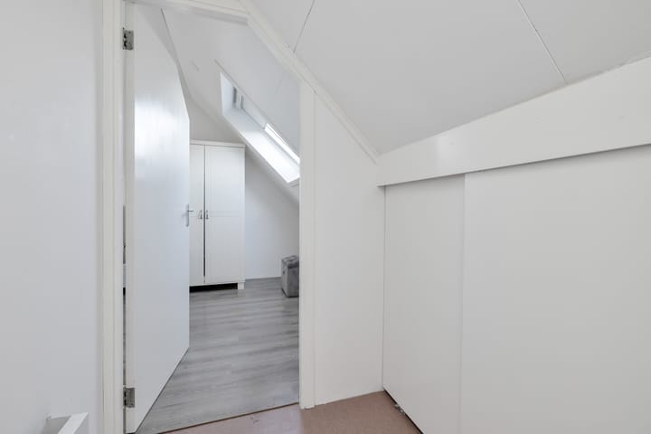 Foto 19 van Ceder 66