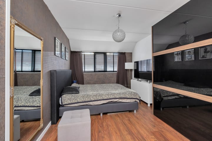 Foto 25 van Ceder 66