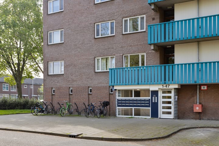 Foto 4 van Lauwerszeeweg 13