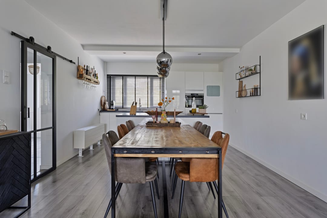 Foto 13 van Lauwerszeeweg 13