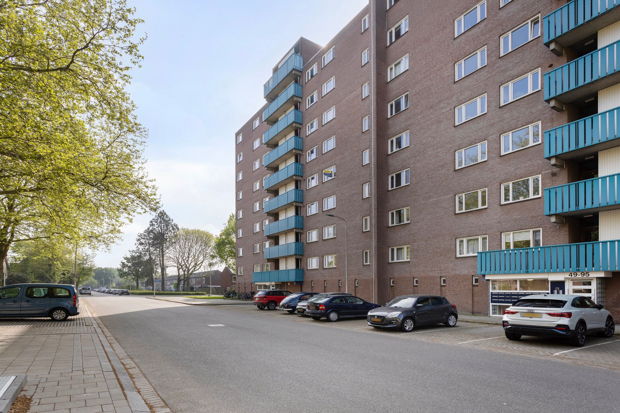 Foto 33 van Lauwerszeeweg 13