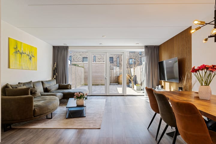 Foto 13 van Van Alkemadehof 38