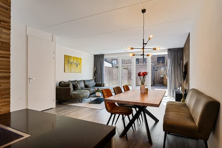 Foto 23 van Van Alkemadehof 38