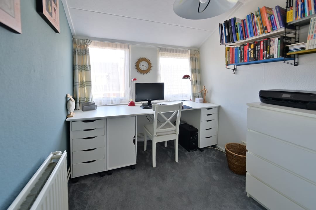 Photo 17 of Valkenaarstraat 113