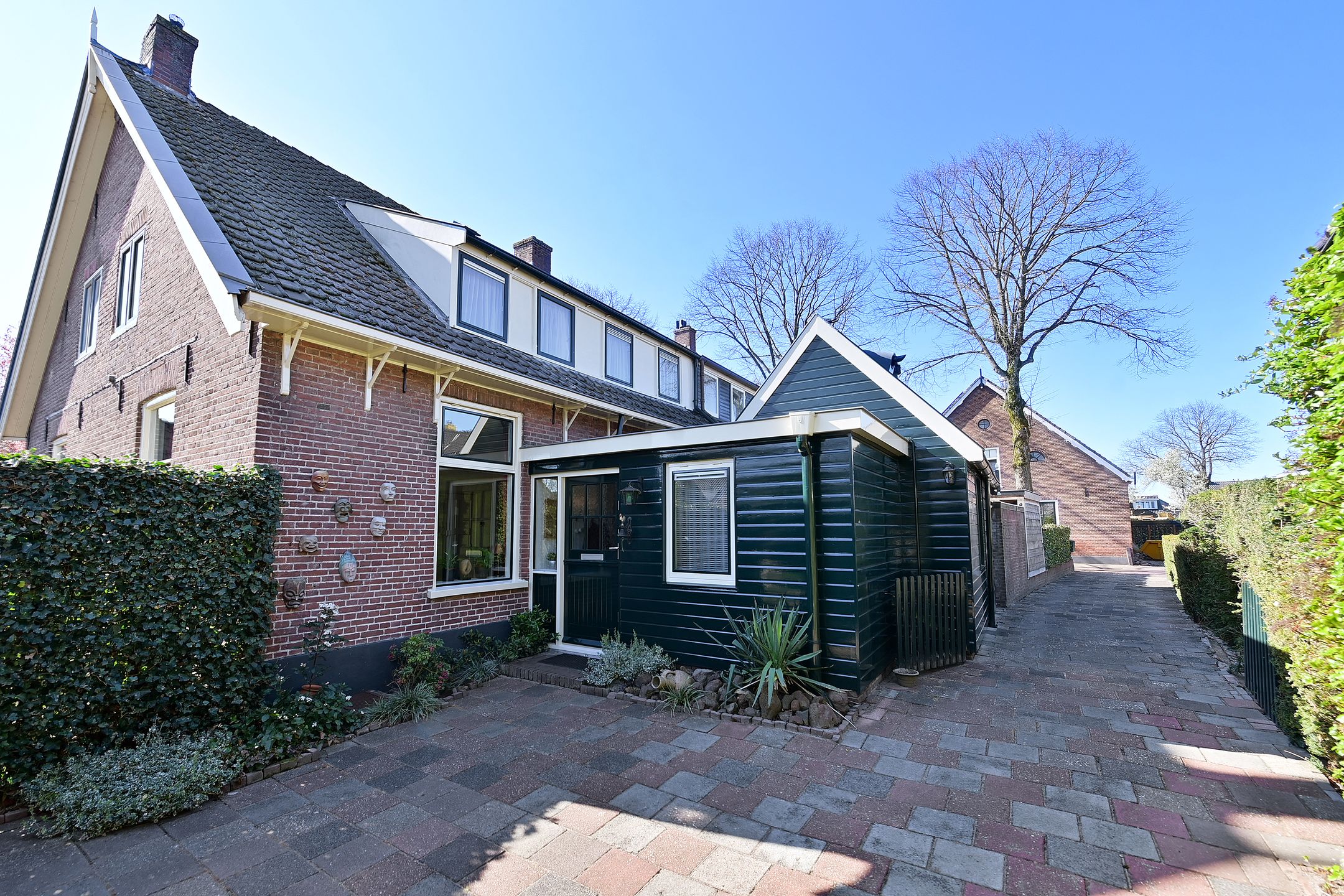 Photo 6 of Valkenaarstraat 113