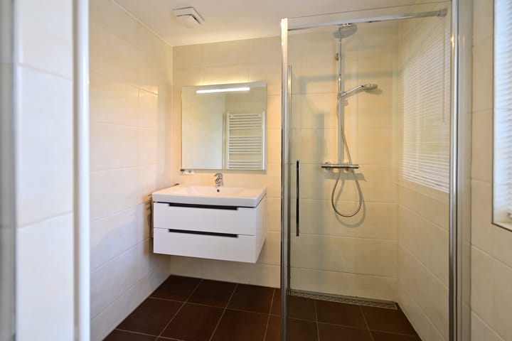 Foto 14 van Valkenaarstraat 113