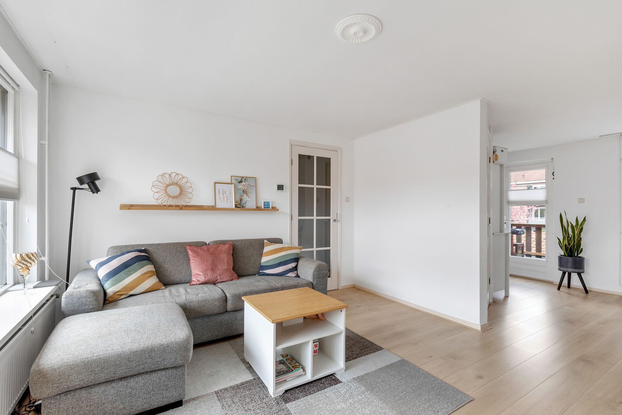 Photo 6 of Vingboonsstraat 9-A