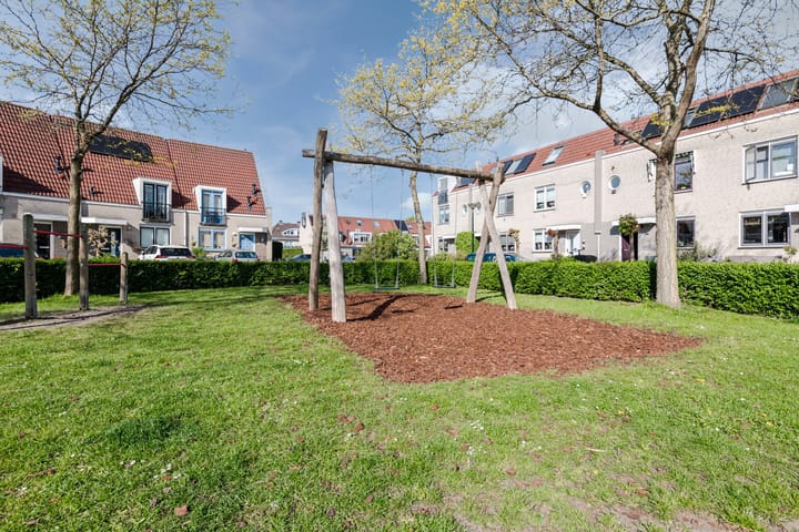 Foto 4 van Vrouwenmantel 47