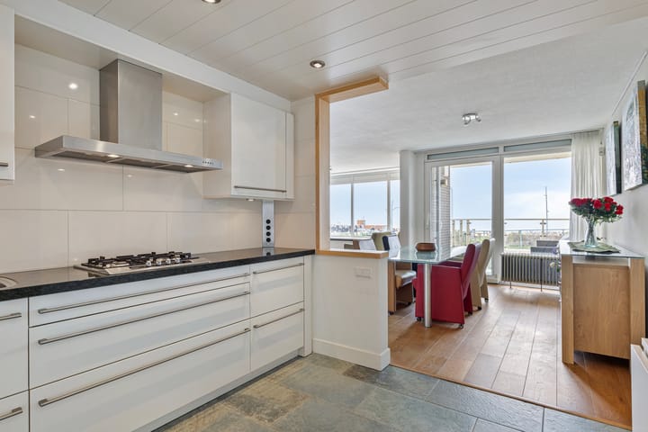 Foto 16 van Zeekant 48-C